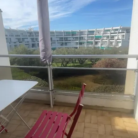 Namaste - A 3 Min De La